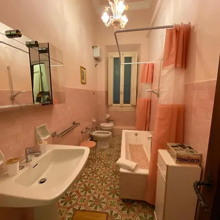 Nobility In The Heart Of Florence! Apartamento Florencia