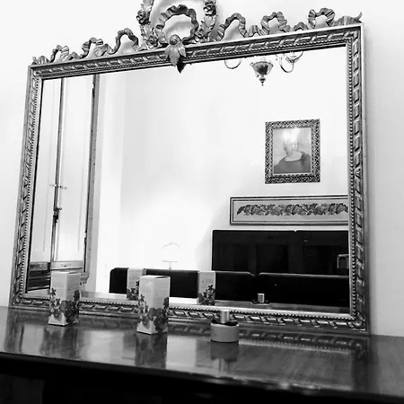 Apartment Nobility In The Heart Of Florence! Florence
